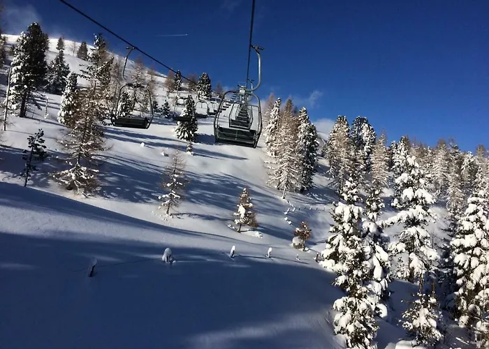 Urige Almhuette Feriehus *