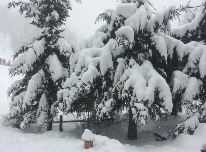 Urige Almhuette Innerkrems