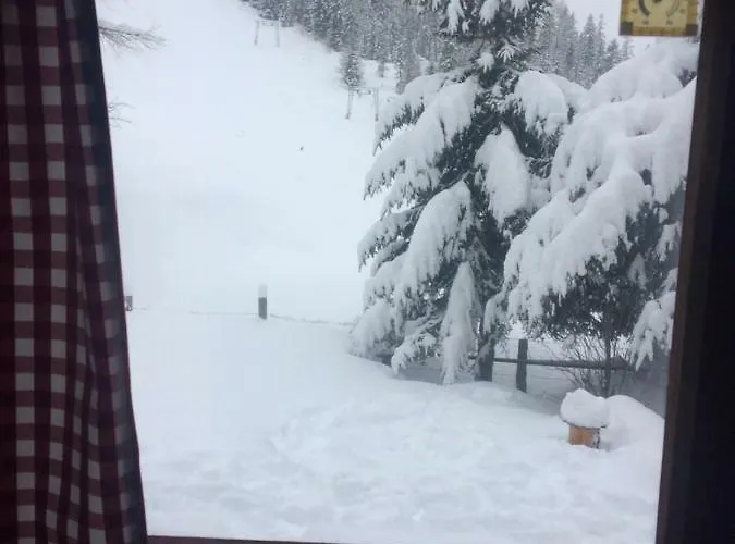 Feriehus Urige Almhuette